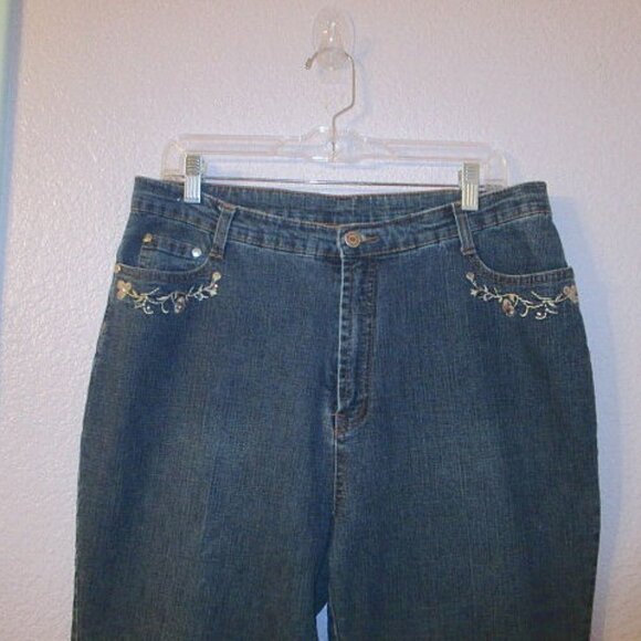 VTG Shyger EMBROIDERED Flare Size 12 33 JEANS Crop RHINESTONES Ruffle Hems BOHO - Picture 2 of 12